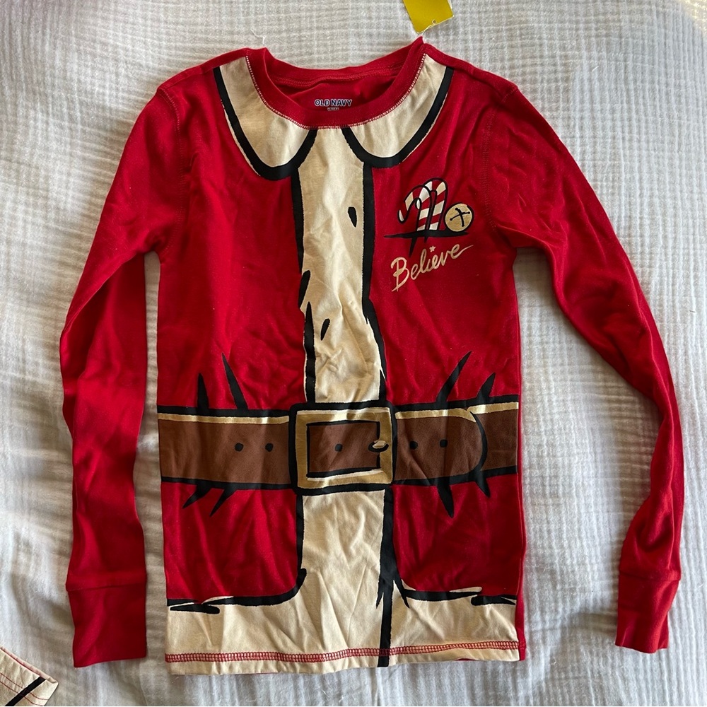 • OLD NAVY KIDS XL (12) CHRISTMAS SANTA TOP NWT •